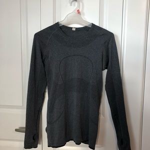 Lululemon grey long sleeve